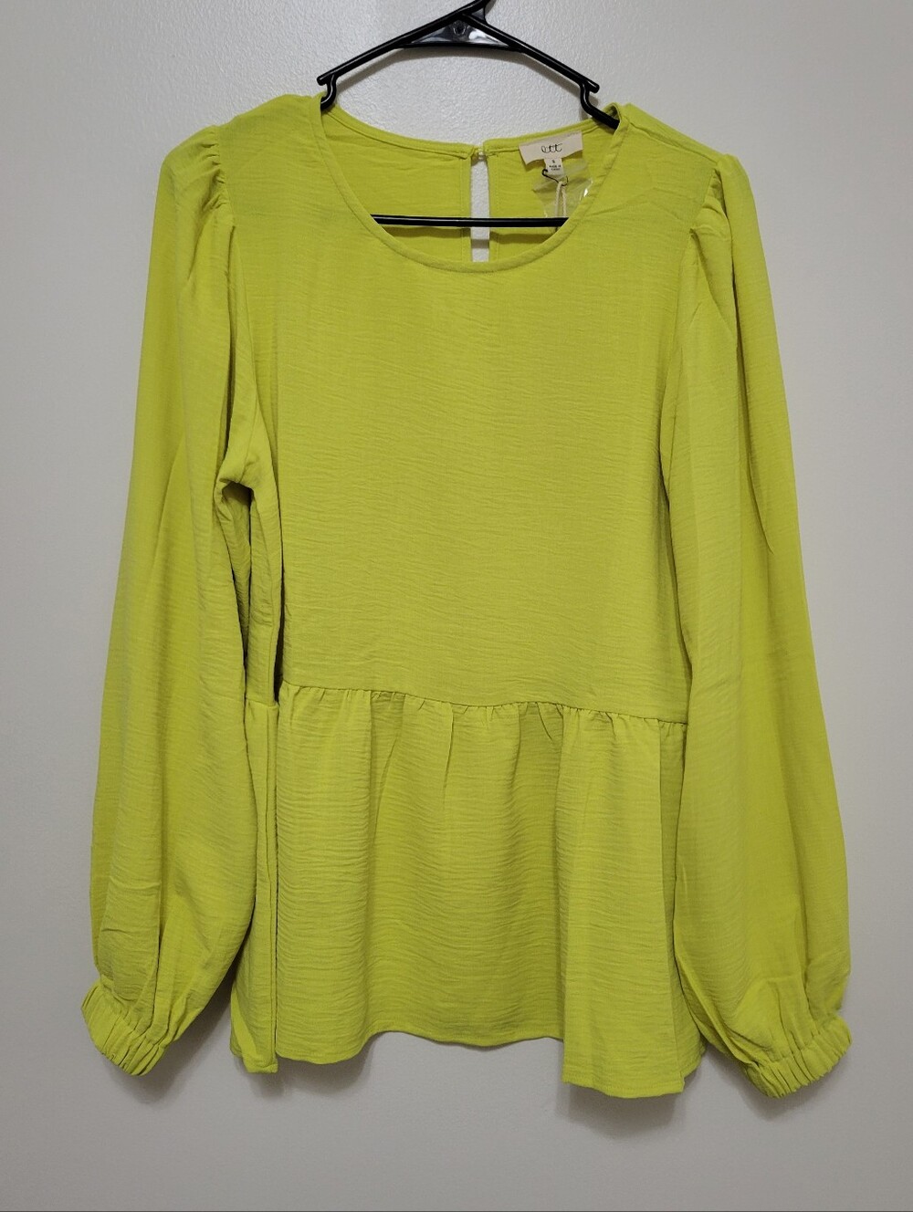 Nwt Ott Chartreuse Longsleeve Blouse
